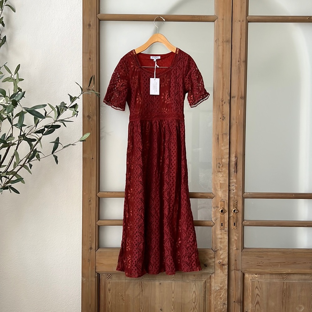 Polygram small maxi / ankle lace dress, brick red